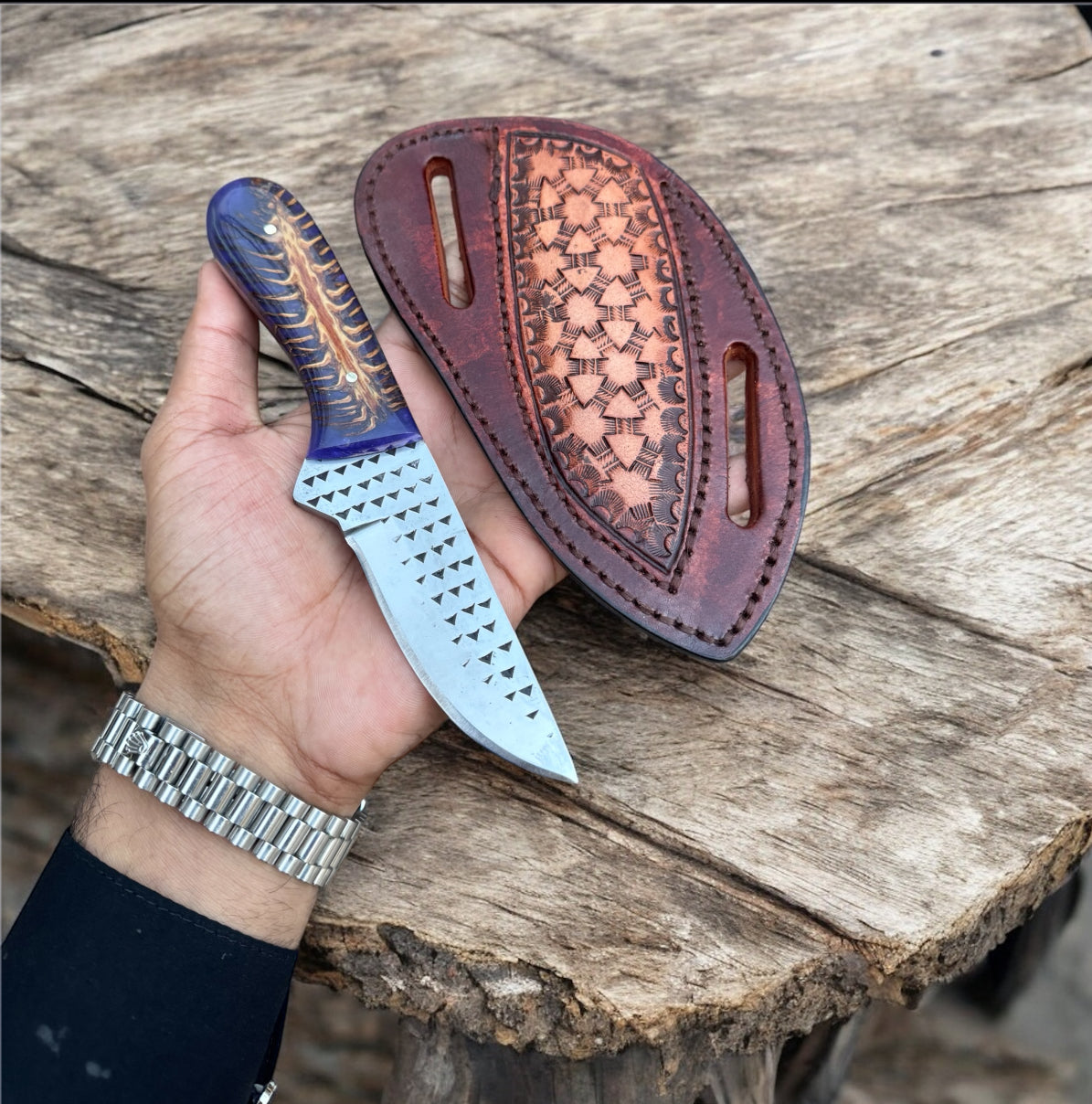 Handmade Cowboy Knife – 10" Rasp Steel Blade with Pine Cone Resin Handle