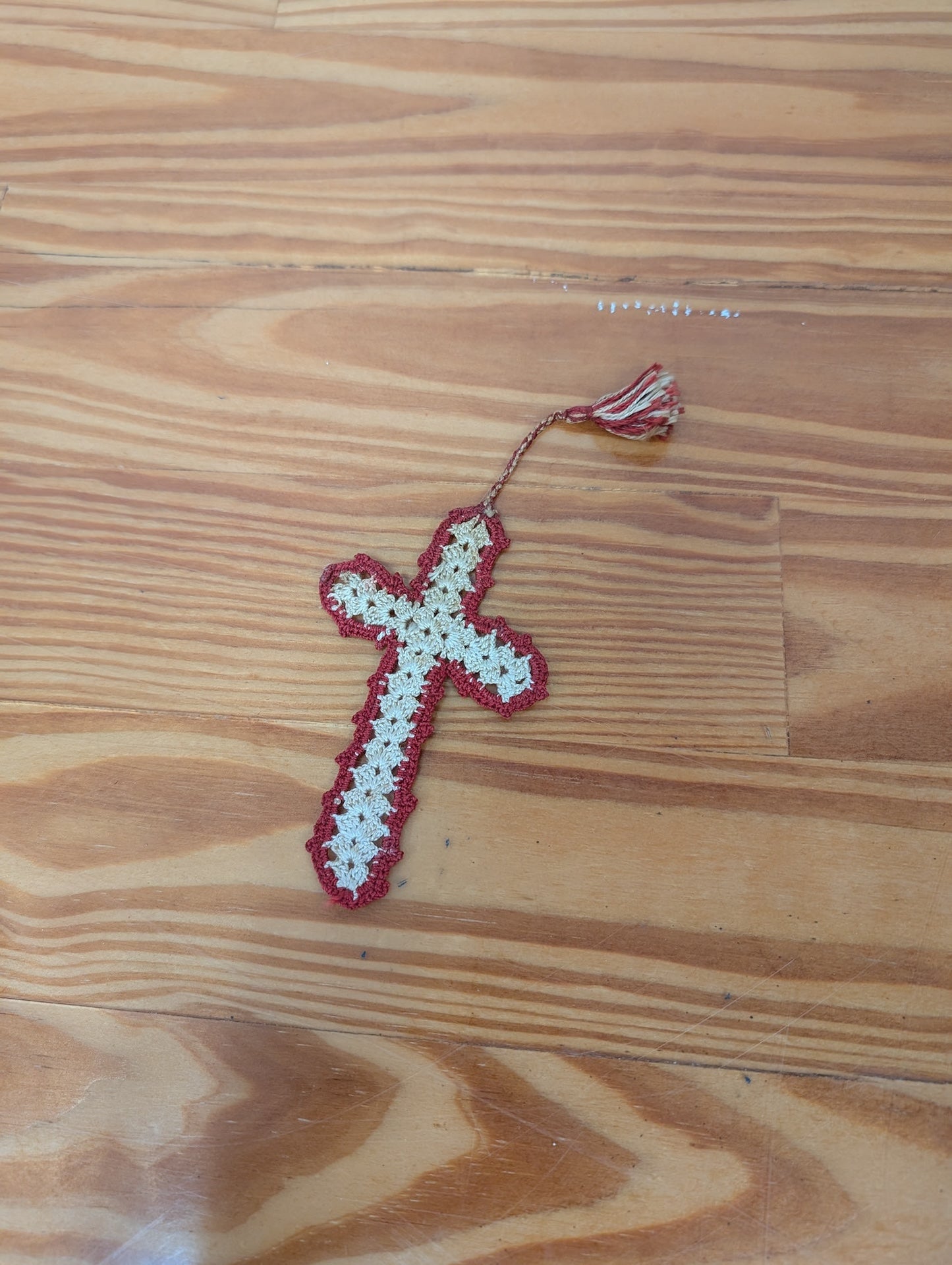 Crocheted Cross Bookmark from Handmade - Decorative Accessories (Cotton Thread Bookmark, Religious, Handmade, White, Red)