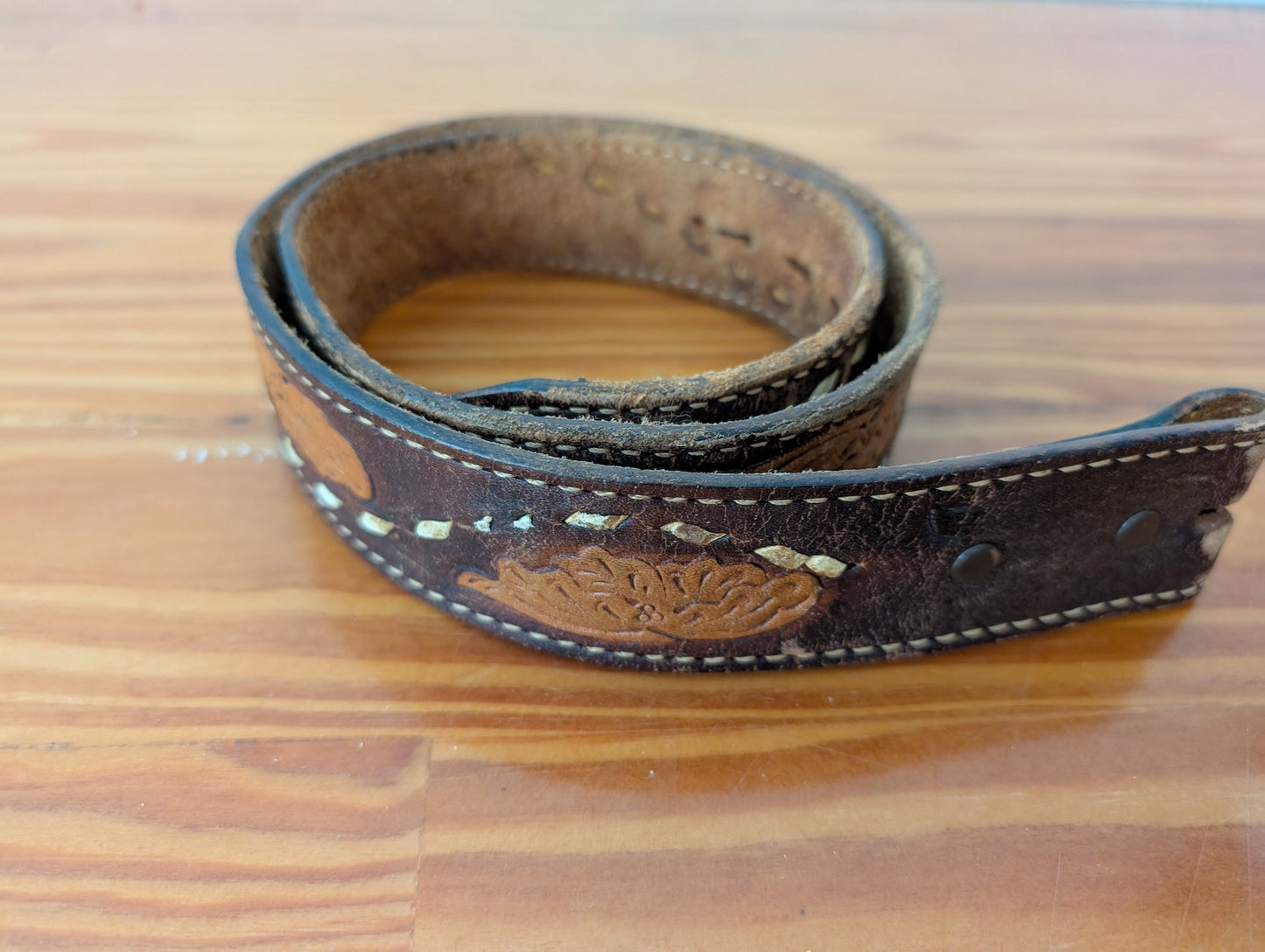 Tooled Leather Belt from Unknown - Apparel / Accessories (Leather Belt, Western, Country, Distressed, Brown, Cream)