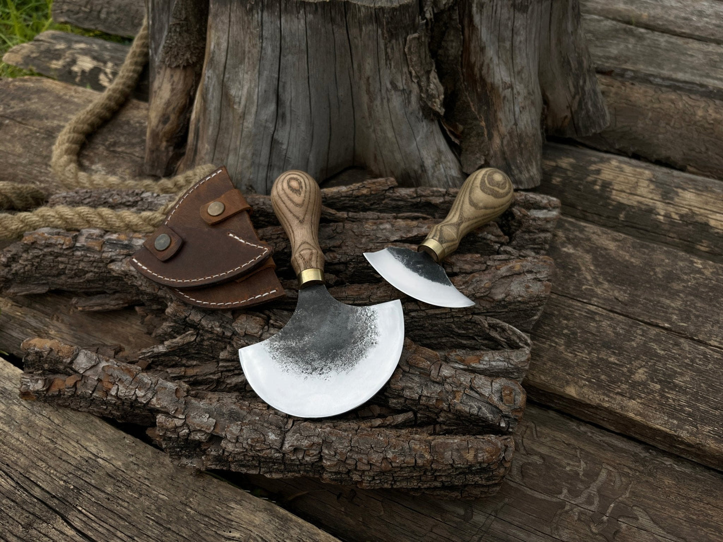 2-Piece Rounded Leather Knife Set