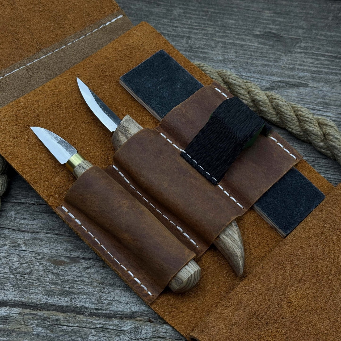 2-Piece Wood Carving Knife Set with Leather Strop and Case