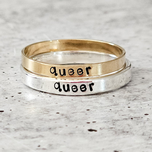 QUEER Skinny Band Ring