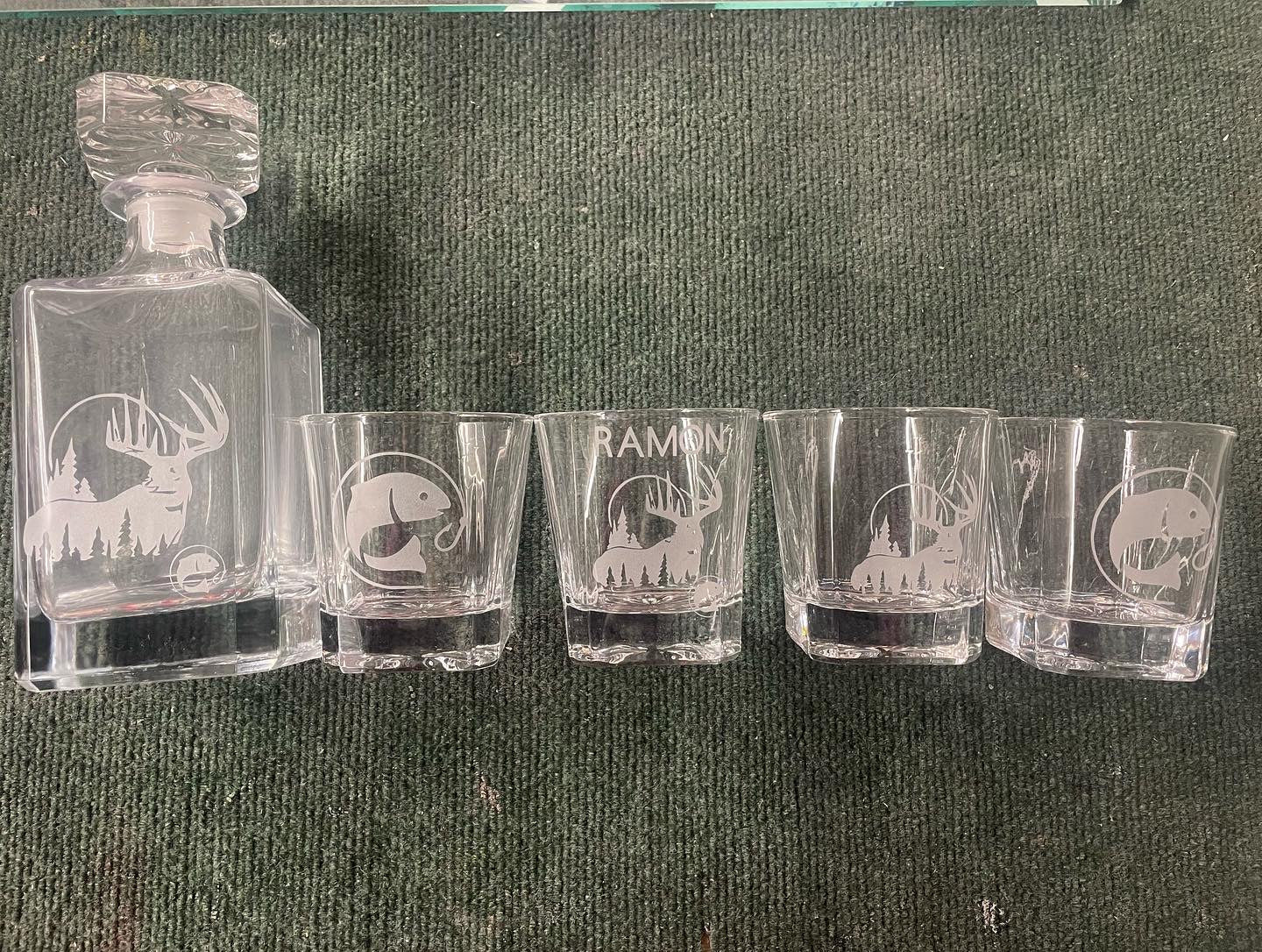 Decanter 4 Glass Set