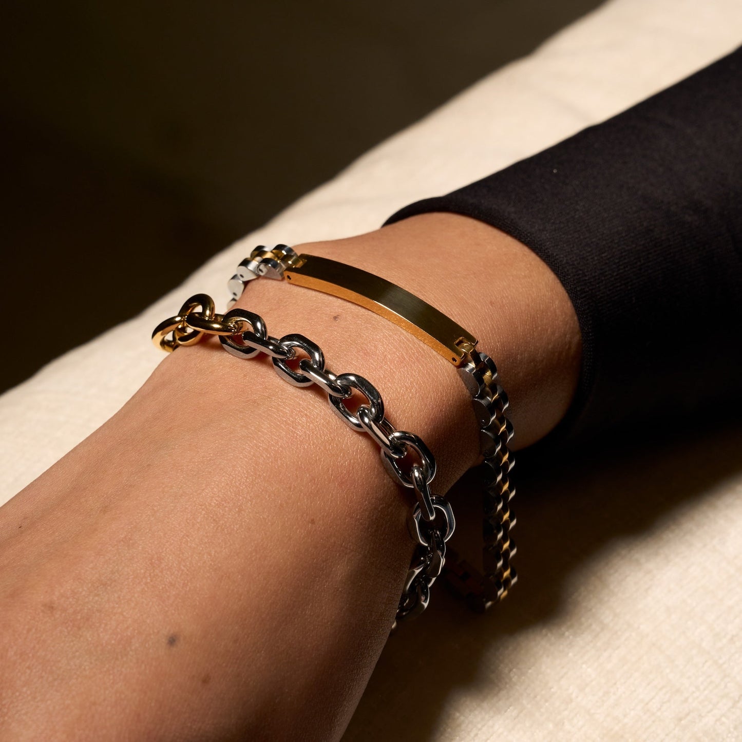 Jubilee Bracelet with Engraved Bar