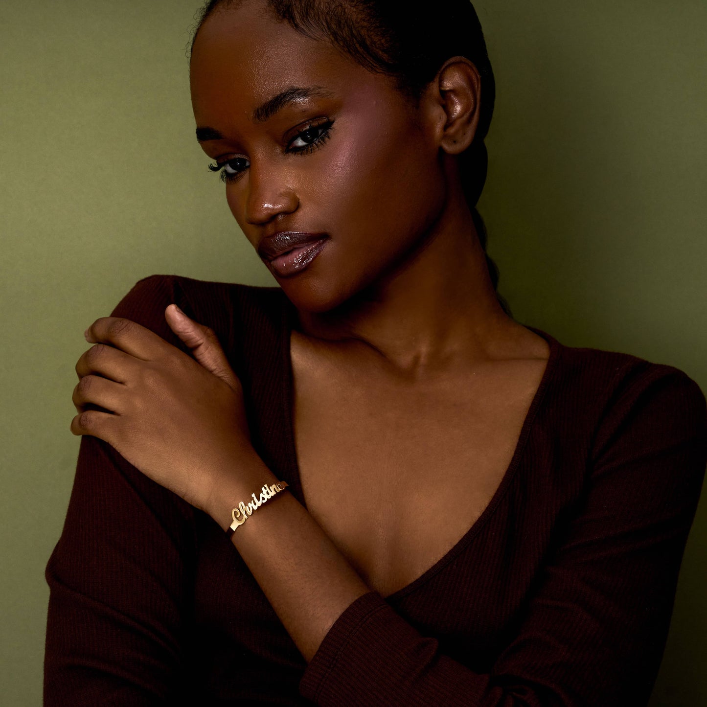 Dainty Script Name Bangle