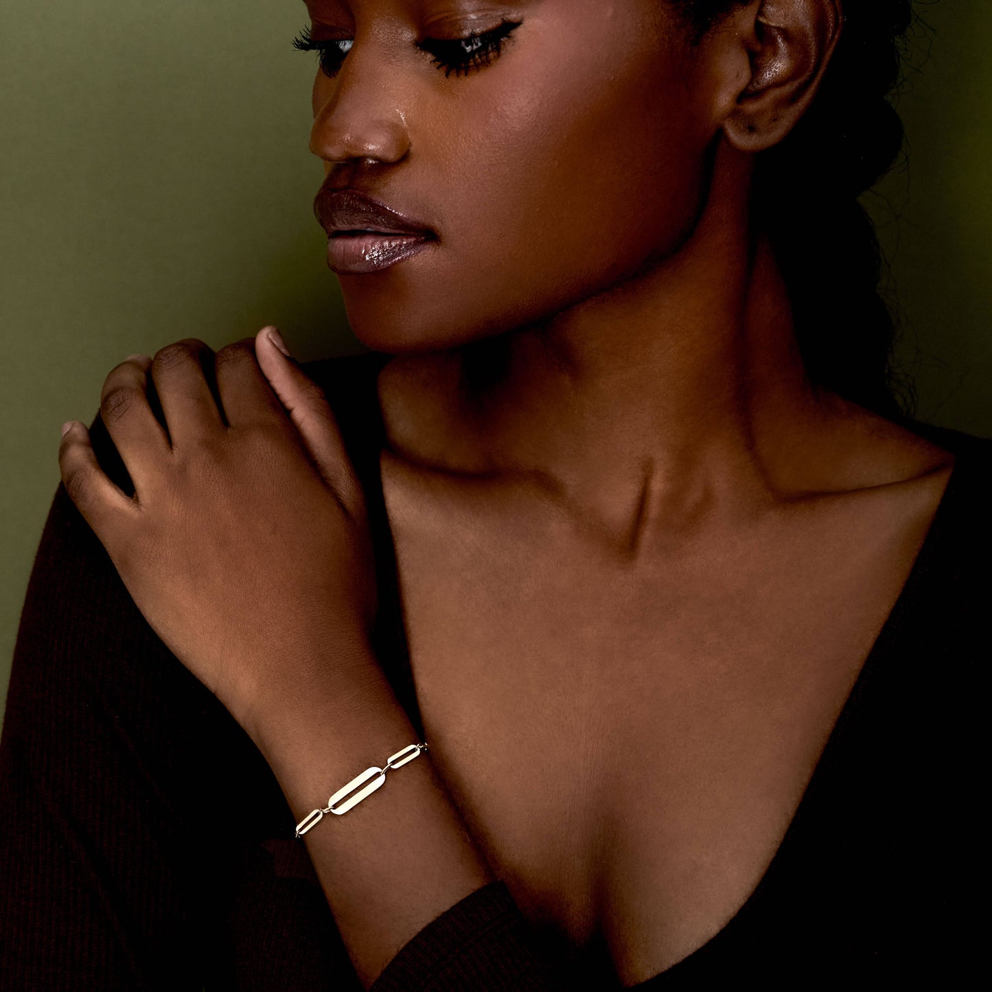 The Sleek Bar Paperclip Bracelet