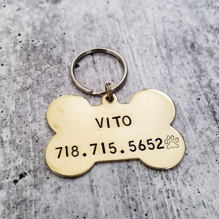 MY HUMAN IS SINGLE Bone-Shaped Pet Tag