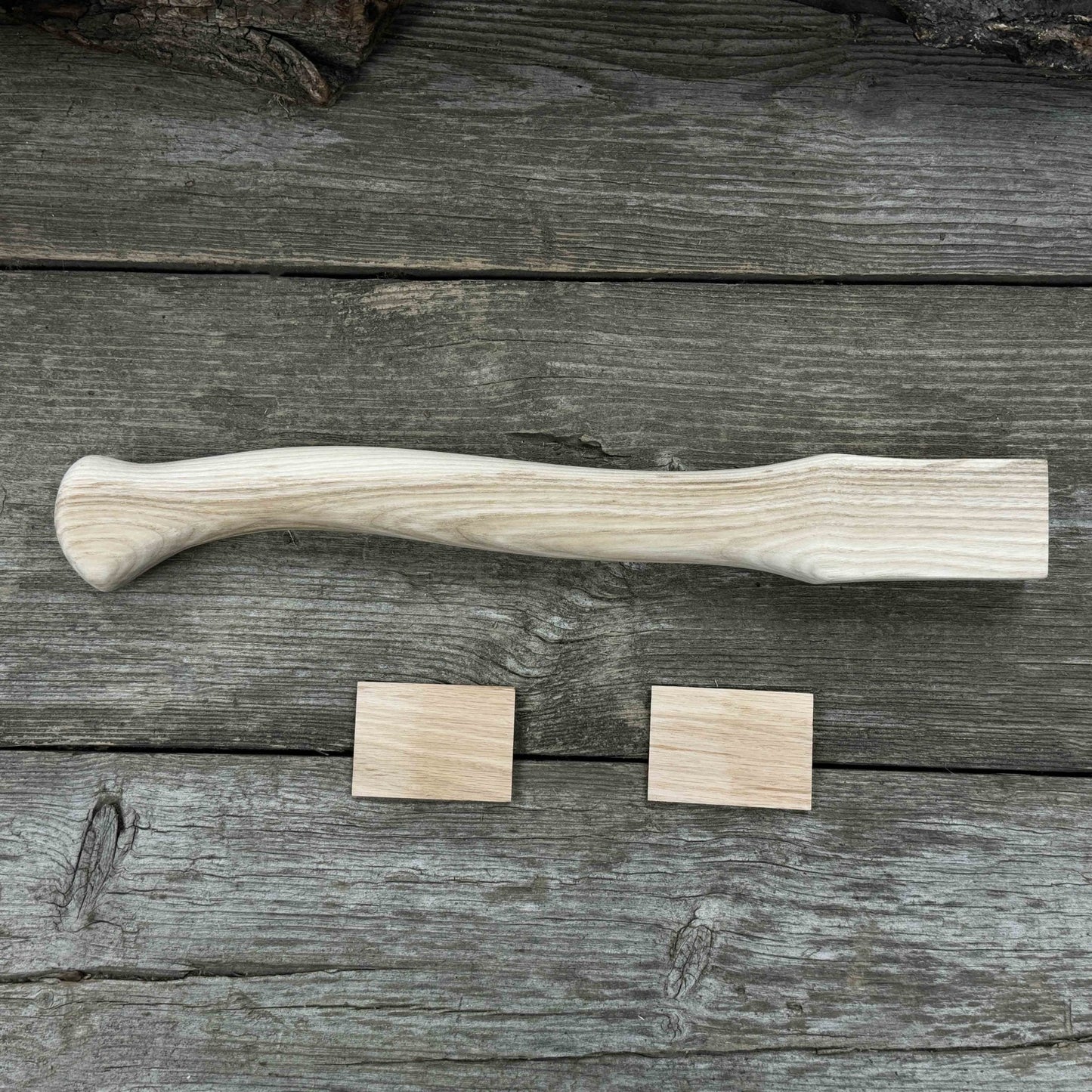 Ash Wood Axe Handle with Red Oak Wedges, 41.5 cm (16.3 in)