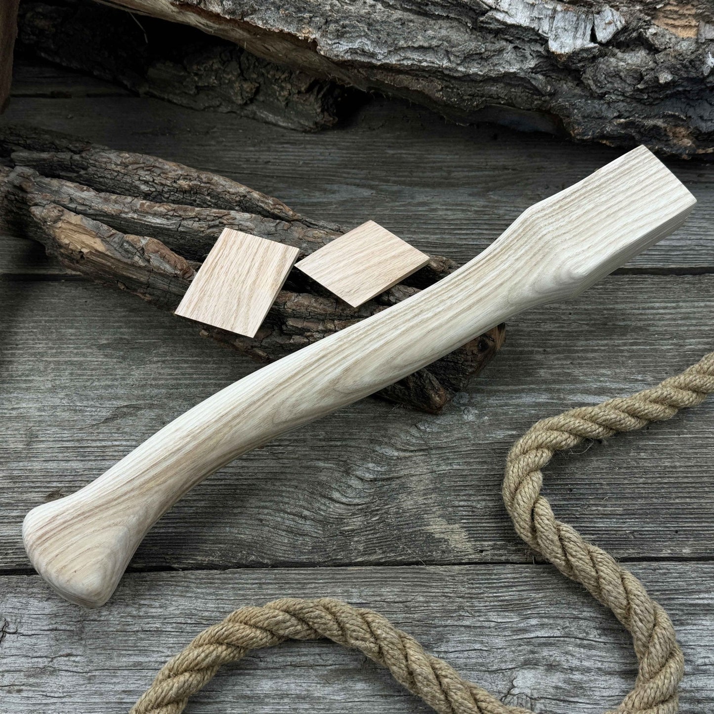 Ash Wood Axe Handle with Red Oak Wedges, 41.5 cm (16.3 in)