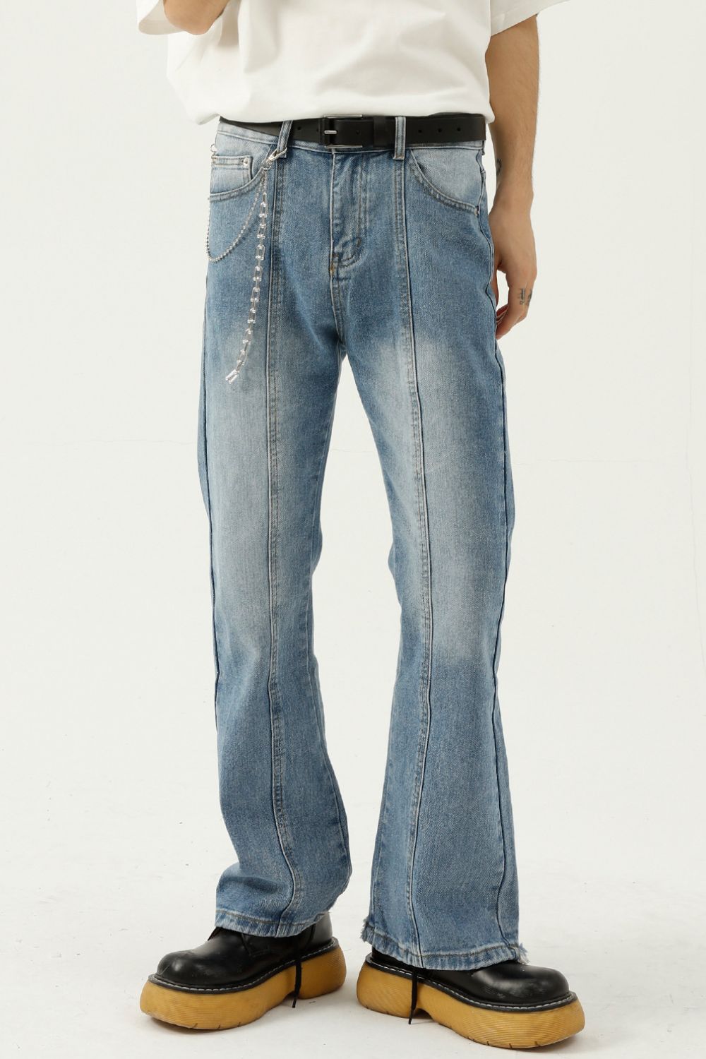 Raw Hem Jeans with Pockets