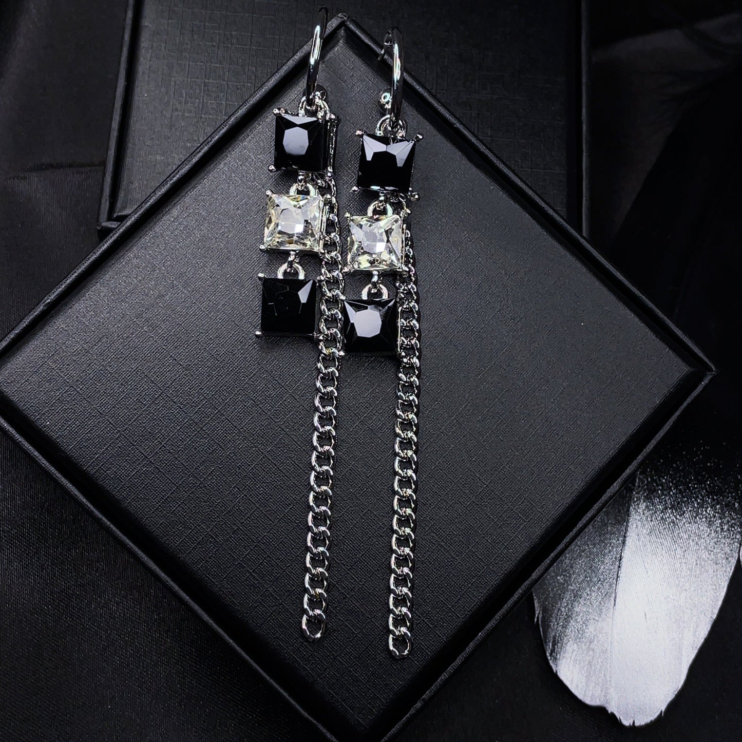 Cool Girl - Black & Silver Chain Earrings