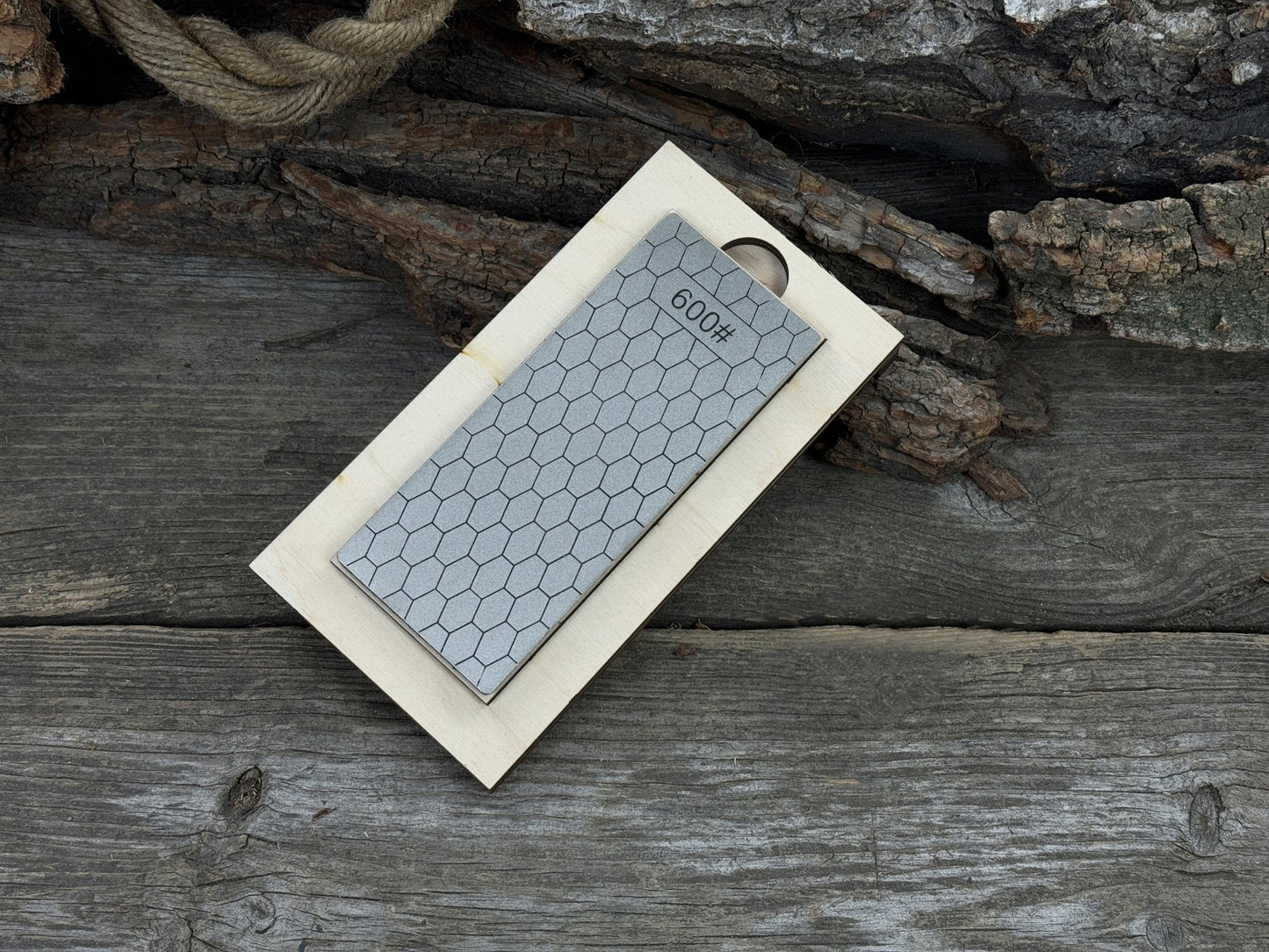 Diamond Sharpening Stone with Wooden Stand – 600 Grit for Knives & Tools