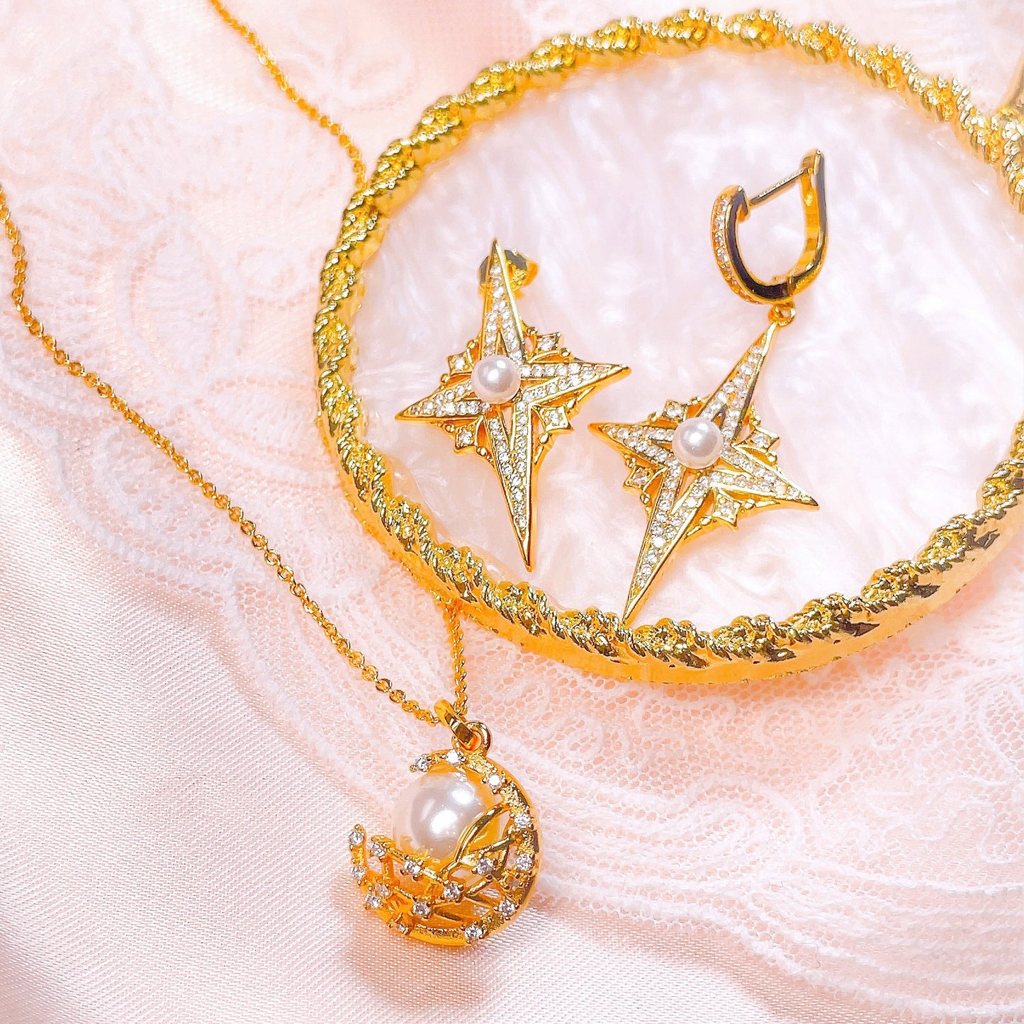 Pearl Moon Necklace