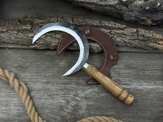 Hand-Forged Athame Ritual Witch Sickle, ⌀16.5 cm (6.5 inches)