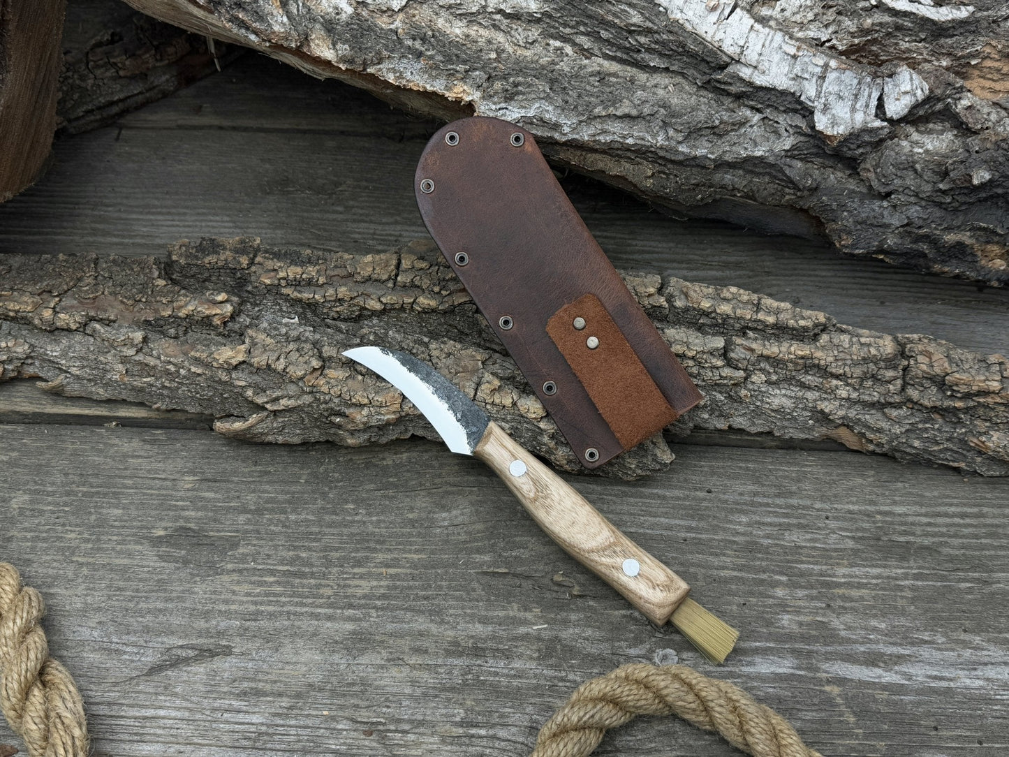 Hand-Forged Knife for Mushroom Foraging, 8 cm (3.15 inches)
