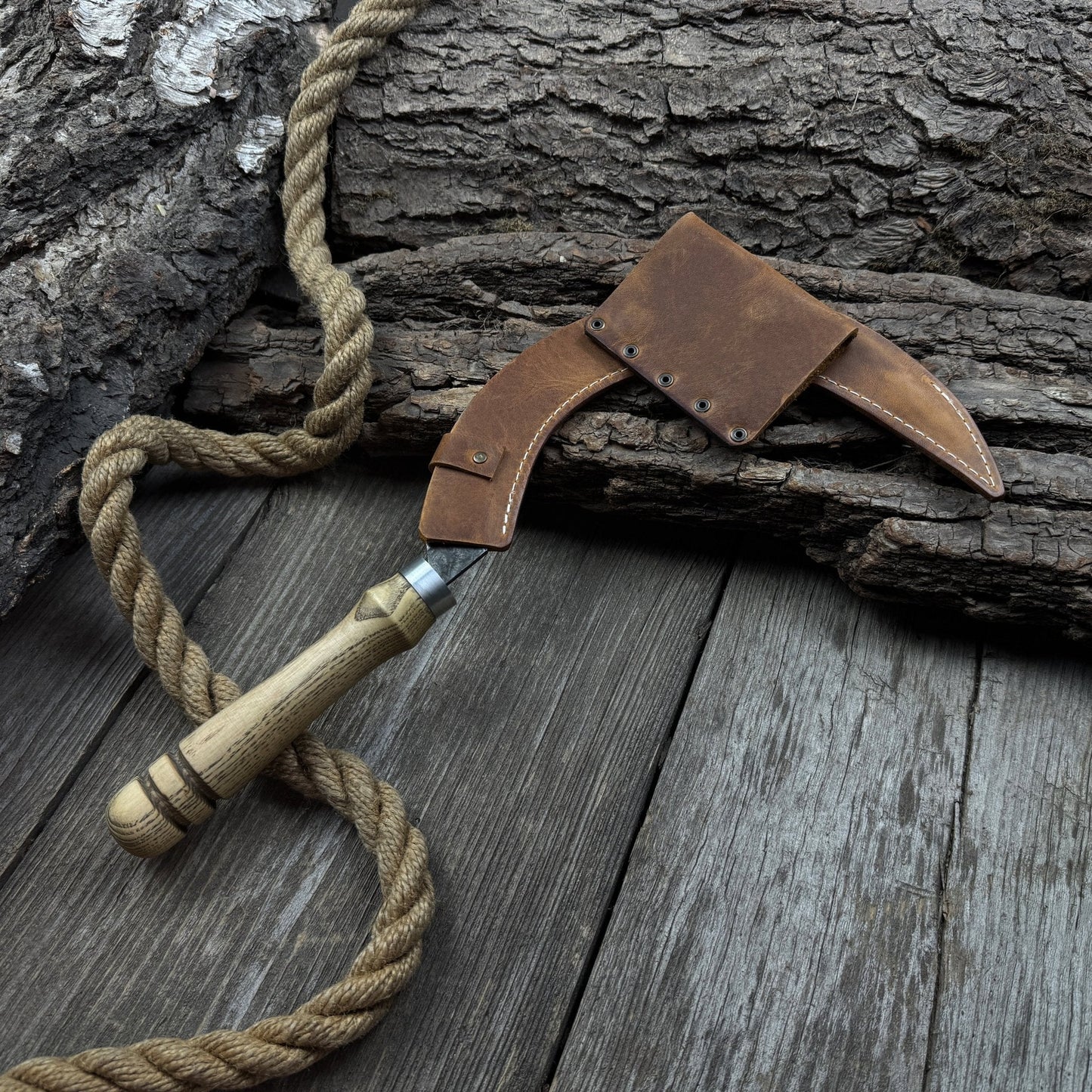 Hand-Forged Large Sickle, ⌀19 cm (7.5 inches) Blade, Leather Belt Attachment