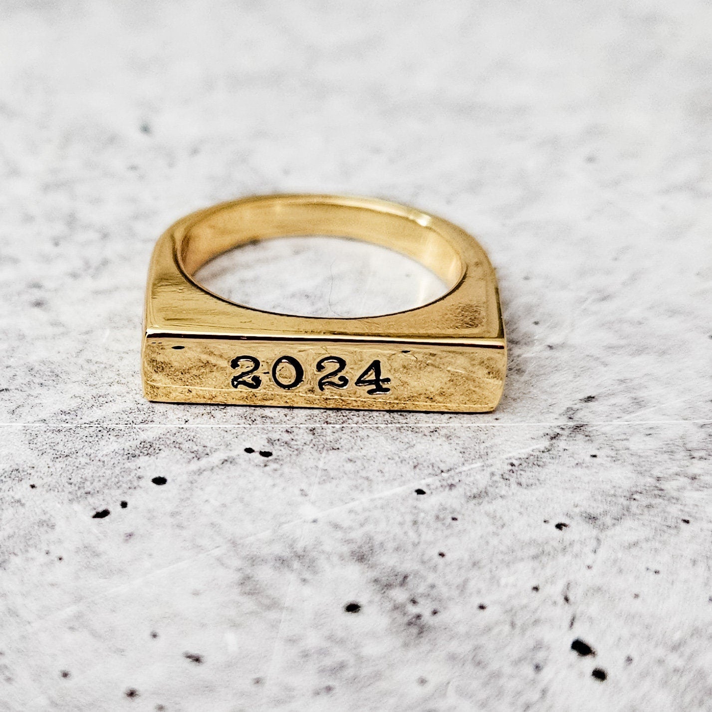 Class of 2025 Flat Top Gold or Silver Ring