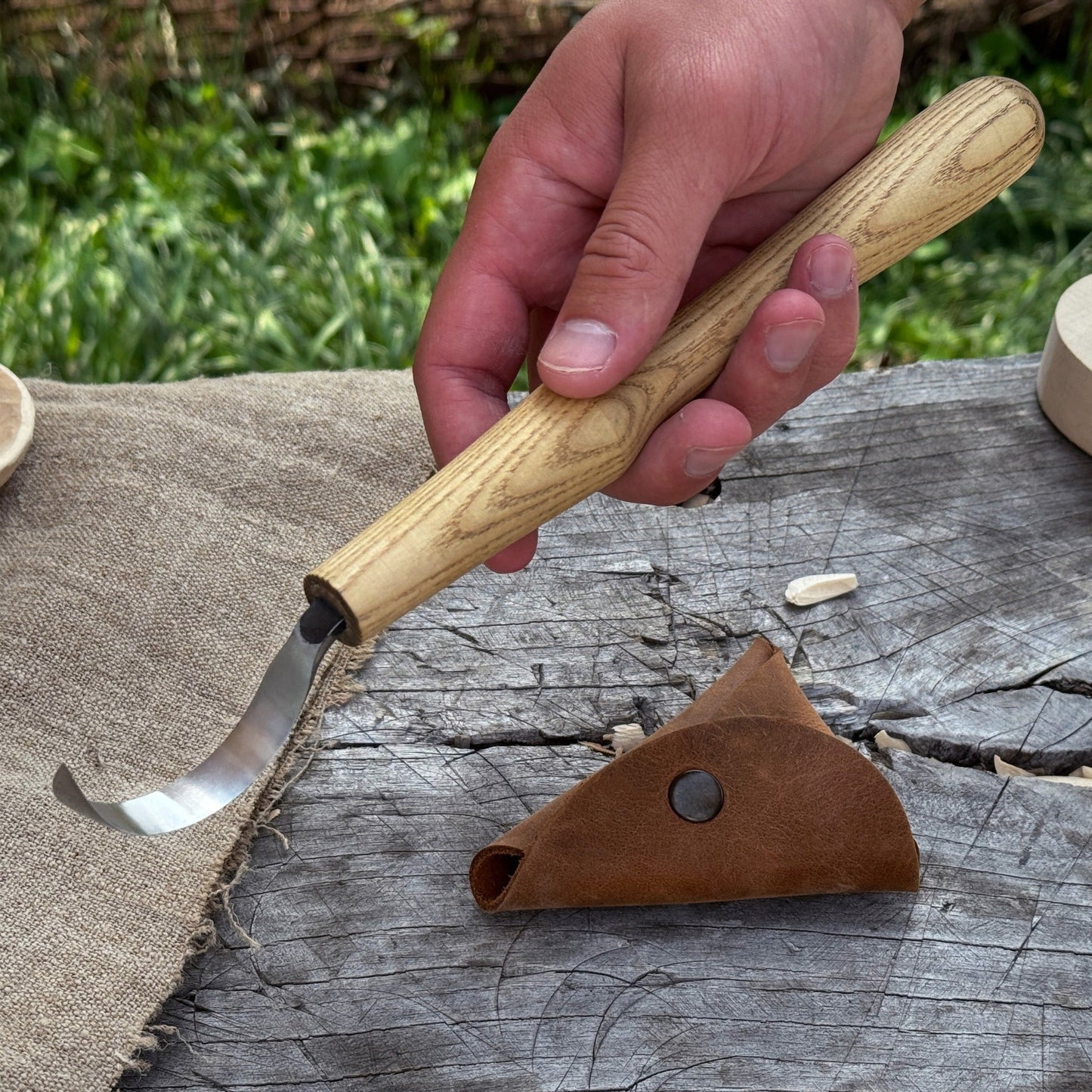 Large Hook Knife for Spoon Carving, ⌀6 cm (2.4 inches)