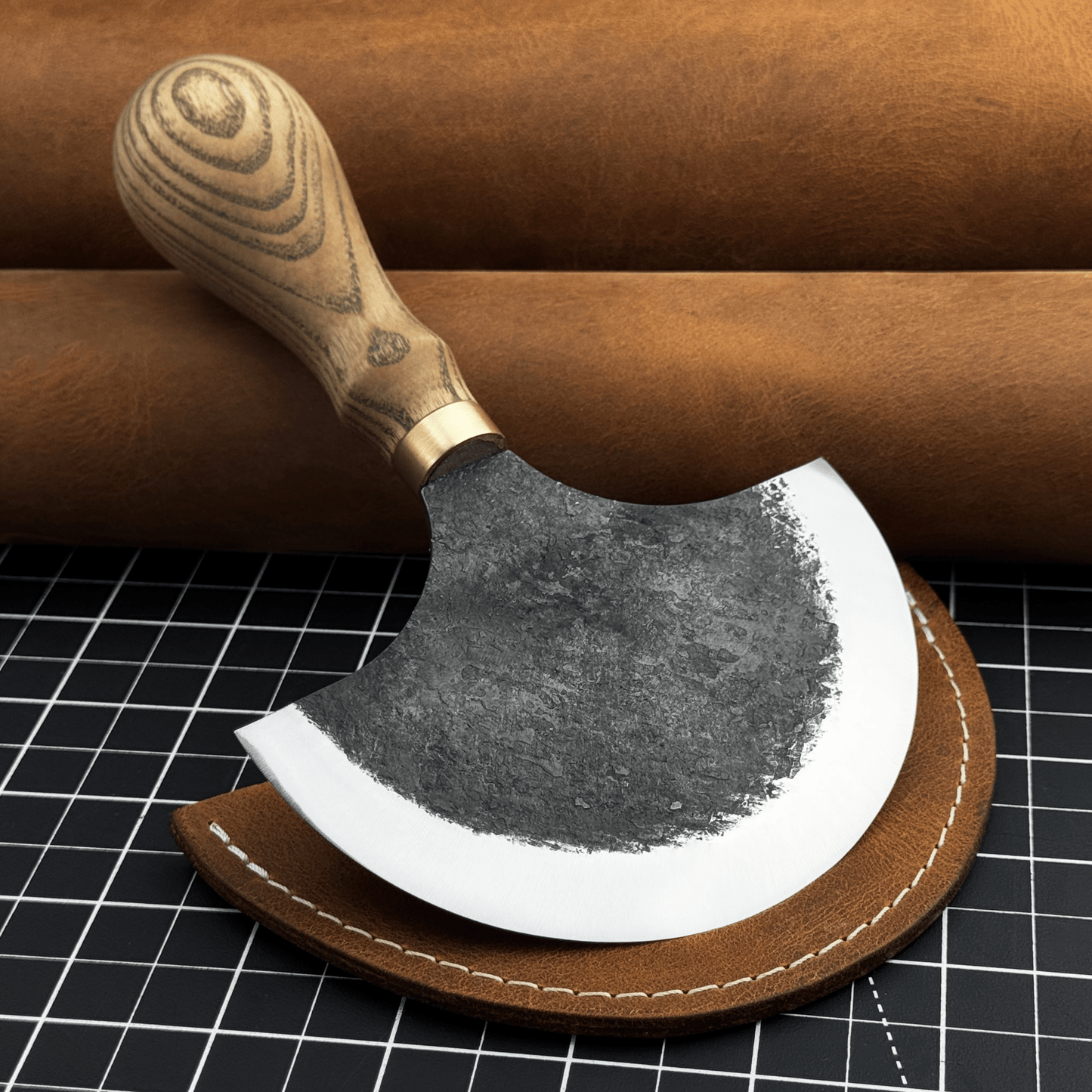 Leather Round (Half Moon) Knife, 10.5 cm (4.1 inches)