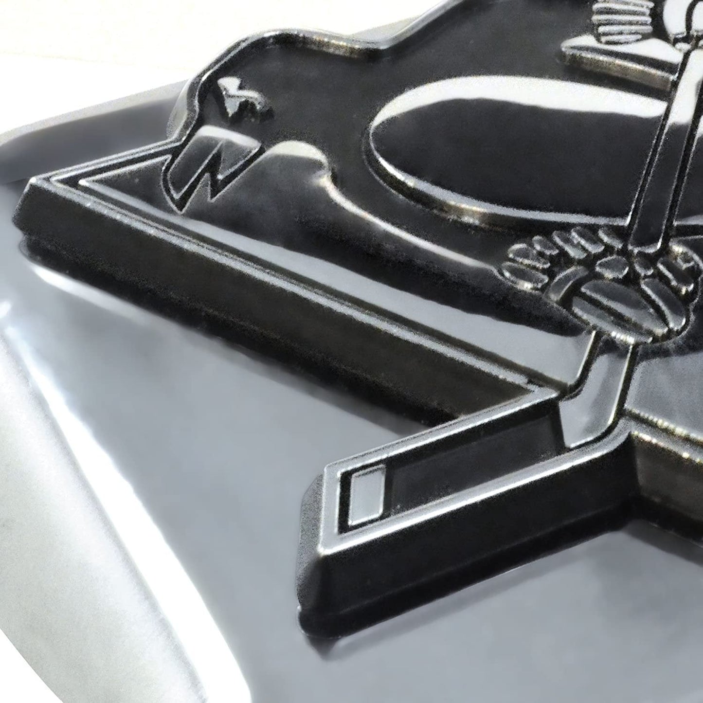 Cincinnati Bengals Hitch Cover Solid Metal with Chrome Metal Emblem 2" Square Type III