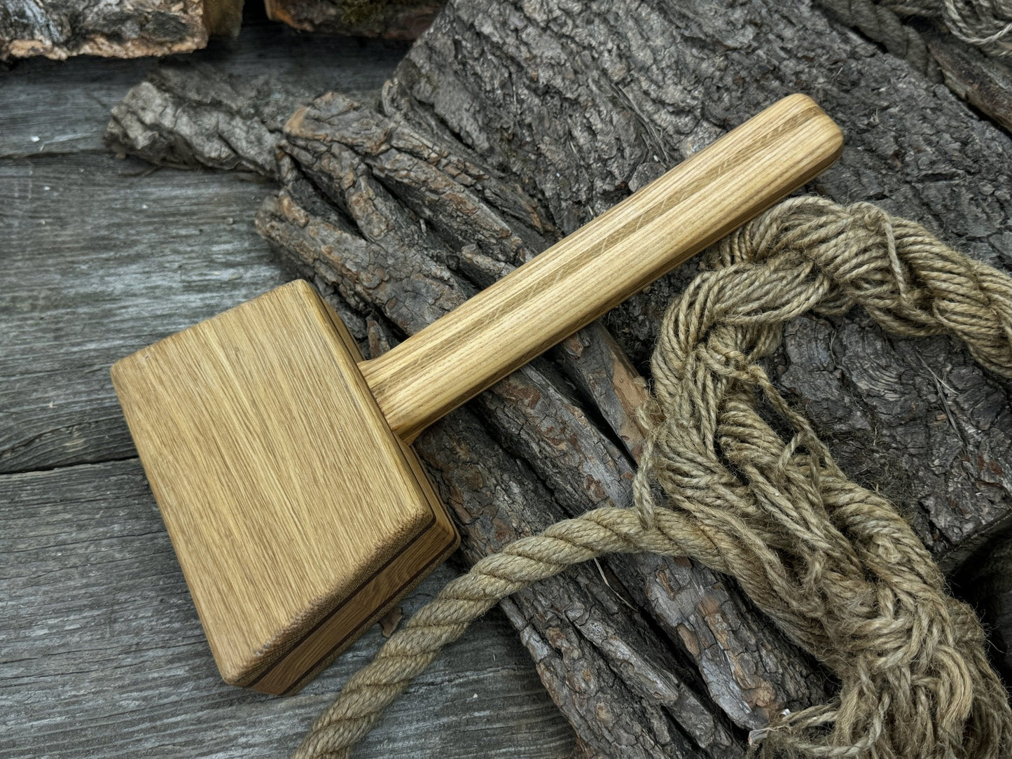 Quiet 23 oz Wooden Mallet (Mallet Tool)