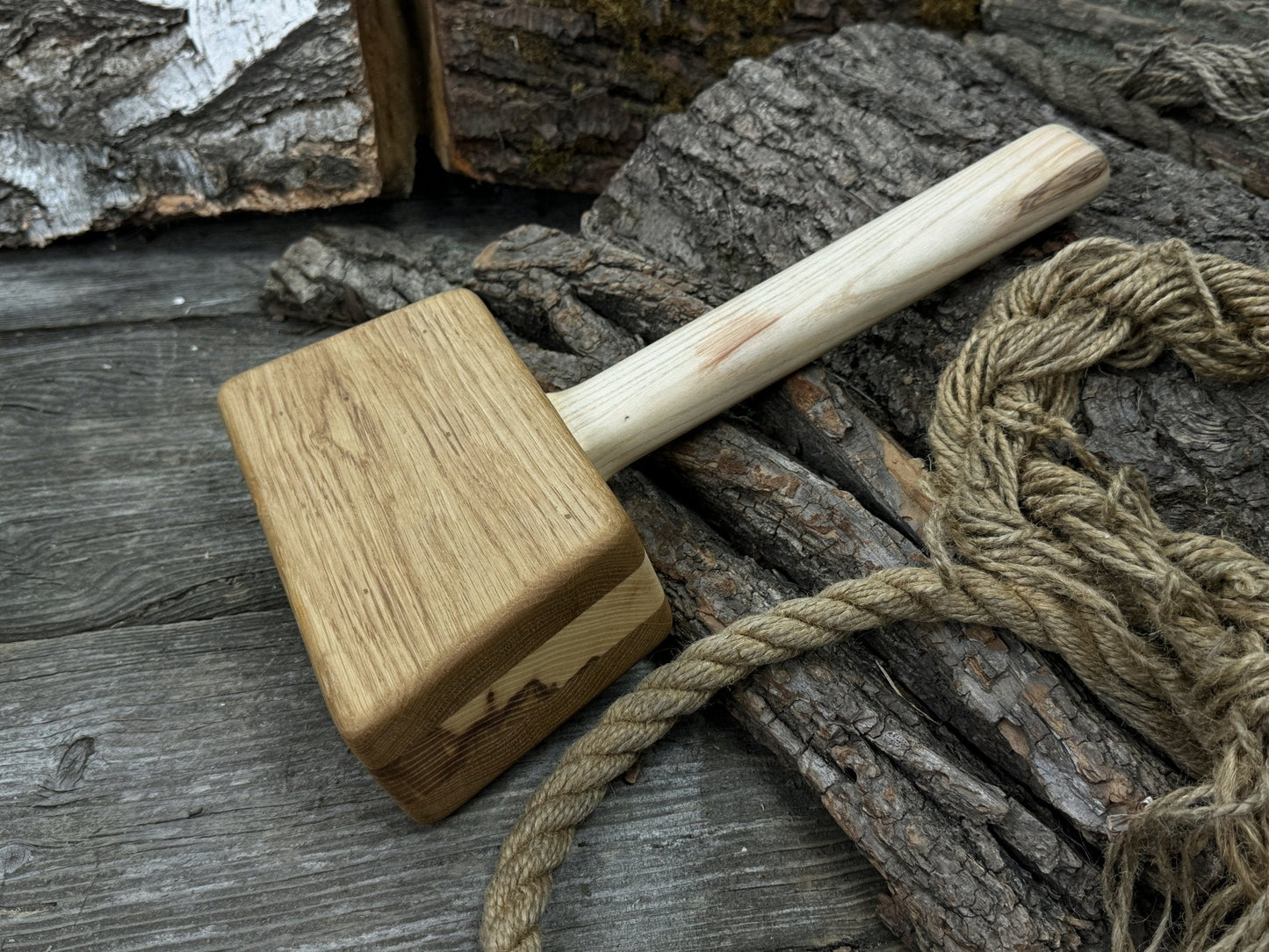 Quiet 35 oz Wooden Mallet (Mallet Tool)