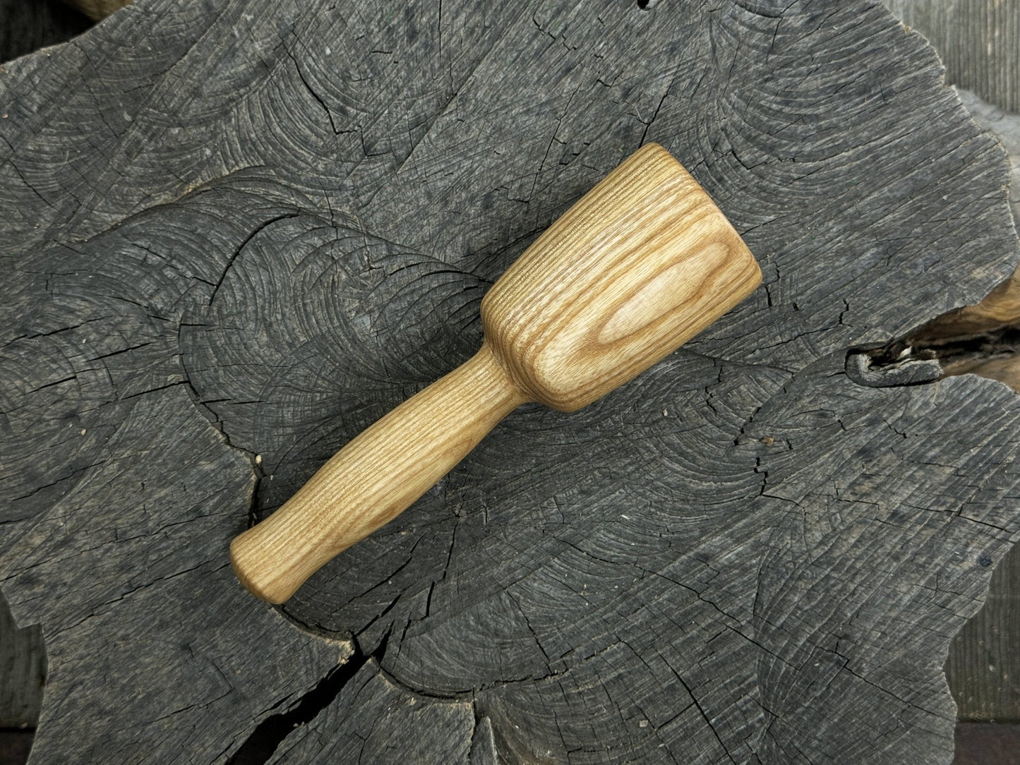 Quiet 7 oz. Wooden Mallet (Mallet Tool)