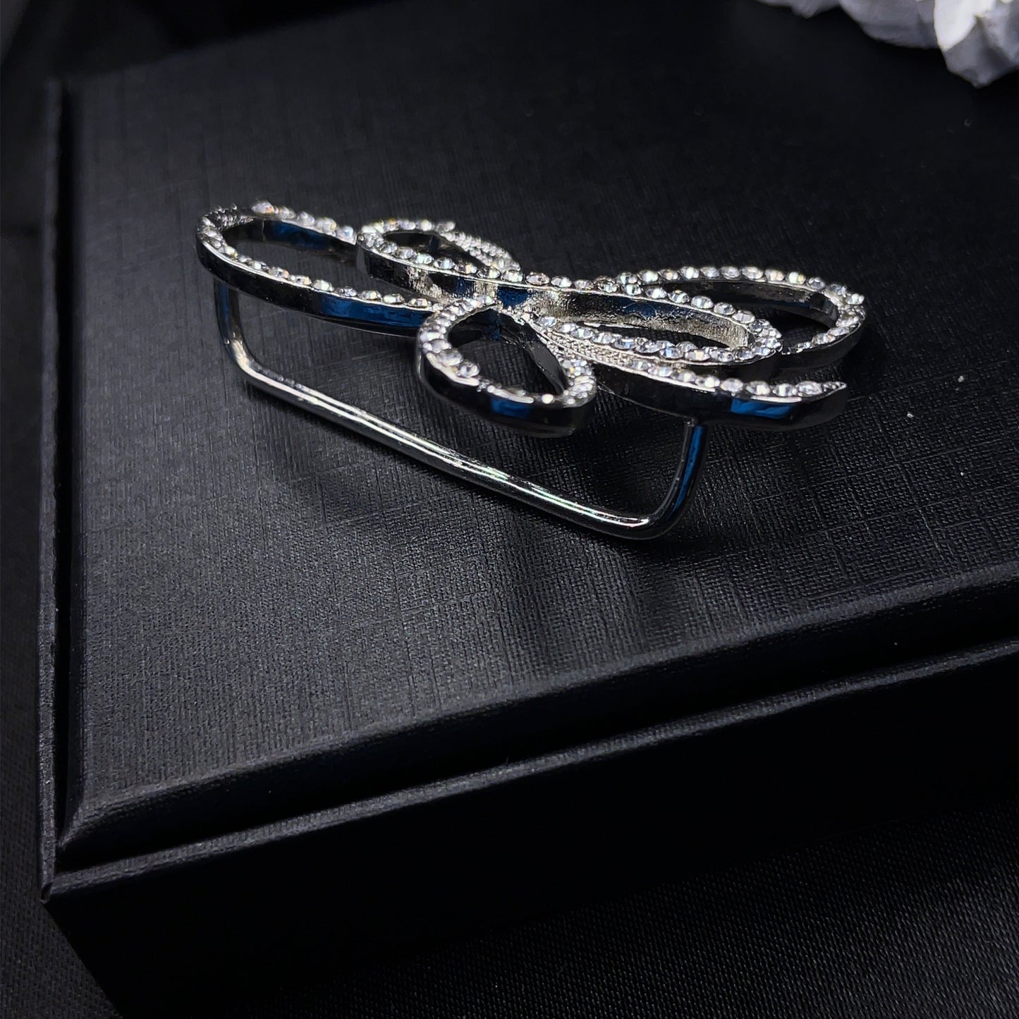 Asymmetrical Ribbon Ear Cuff Earring