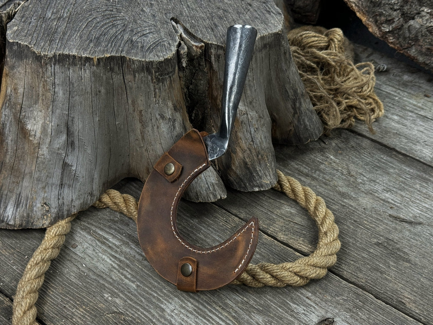 Small Sickle with Forged Handle, 9 cm (3.54 inches)
