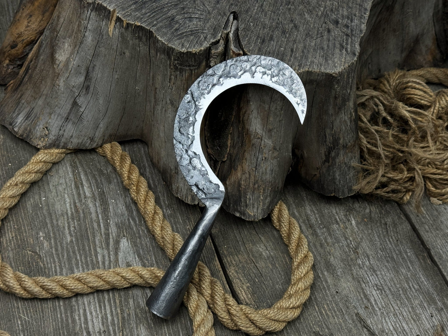 Small Sickle with Forged Handle, 9 cm (3.54 inches)